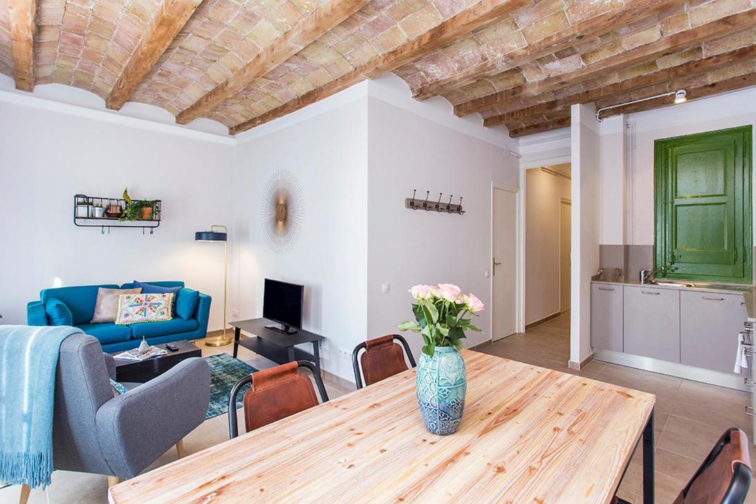 Stay U-Nique Apartments Fira Bcn L'Hospitalet de Llobregat Szoba fotó